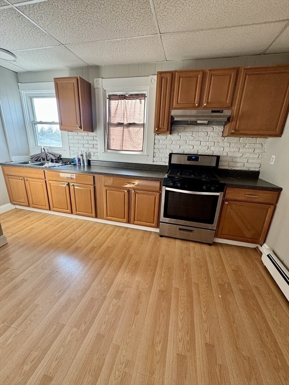 2 bed, 1 bath apartment for rent at 21 Page St Unit 2, West — photo 2 of 29