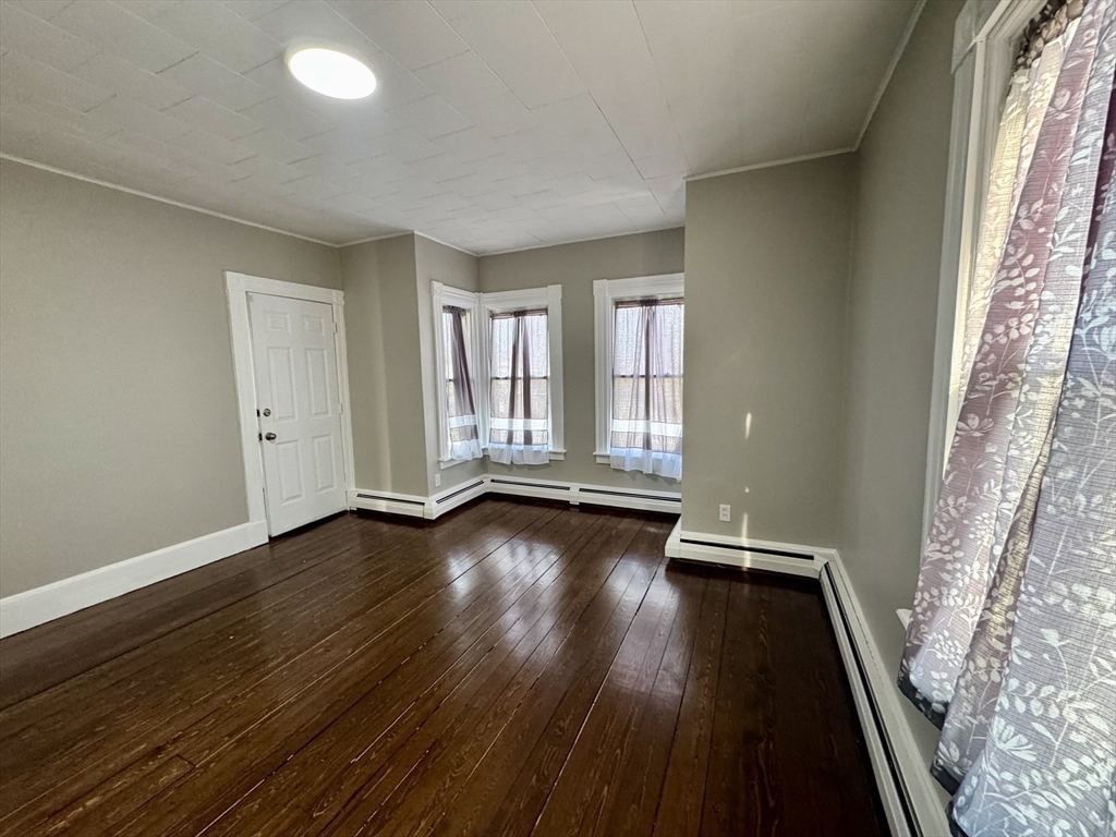2 bed, 1 bath apartment for rent at 21 Page St Unit 2, West — photo 13 of 29