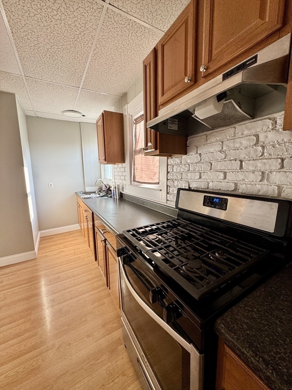 2 bed, 1 bath apartment for rent at 21 Page St Unit 2, West — photo 3 of 29