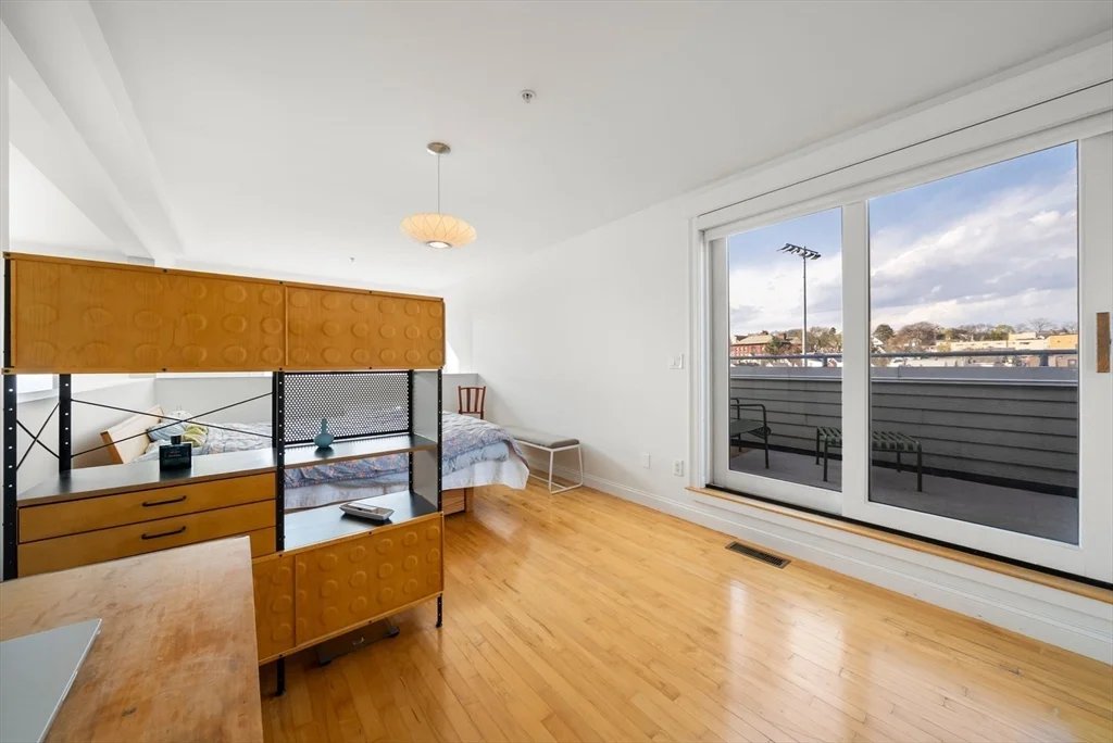 1 bed, 1 bath apartment for rent at 21 Park St Unit 5, Union Square — photo 19 of 32