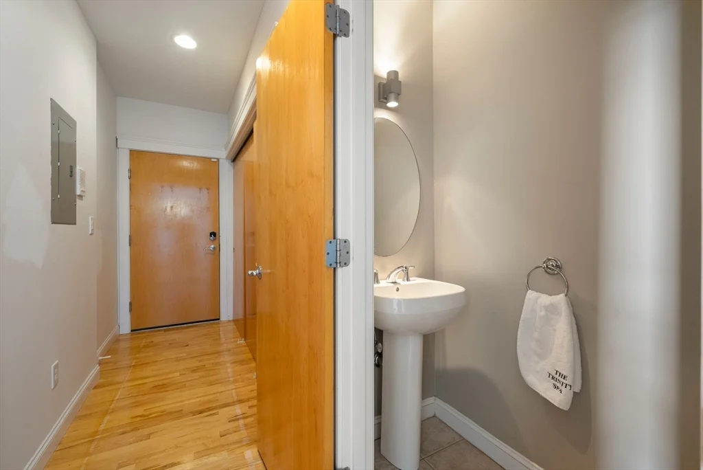 1 bed, 1 bath apartment for rent at 21 Park St Unit 5, Union Square — photo 29 of 32