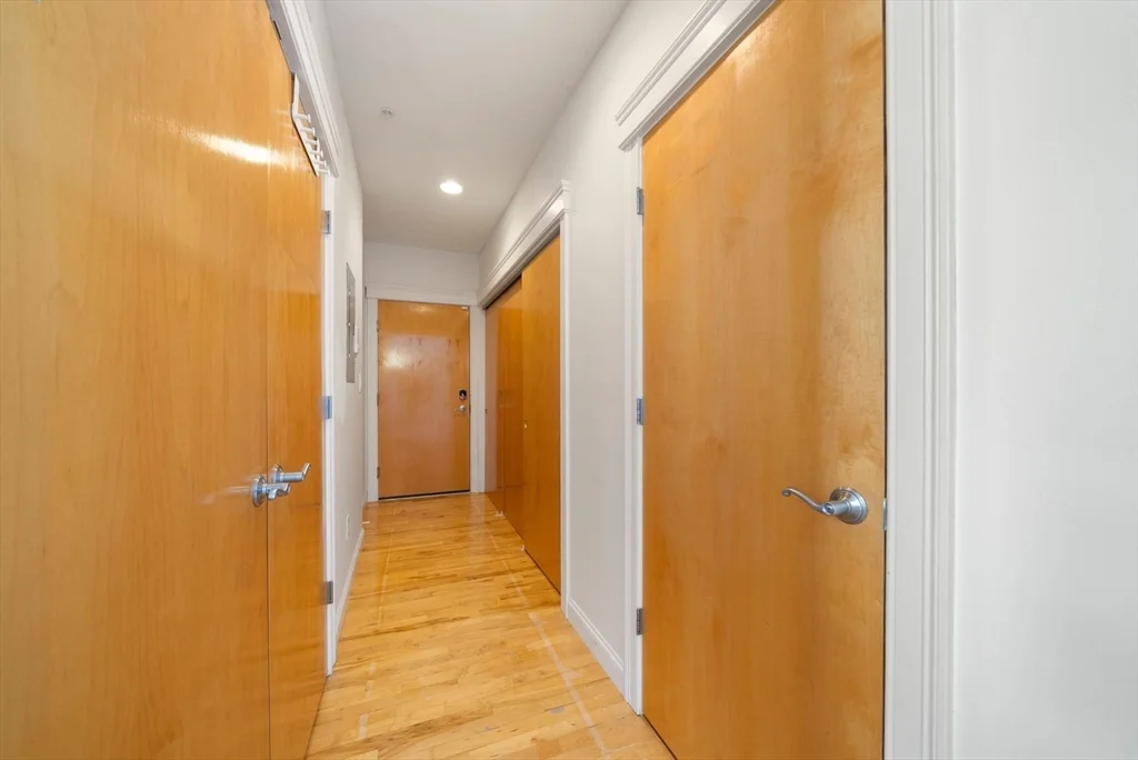1 bed, 1 bath apartment for rent at 21 Park St Unit 5, Union Square — photo 28 of 32