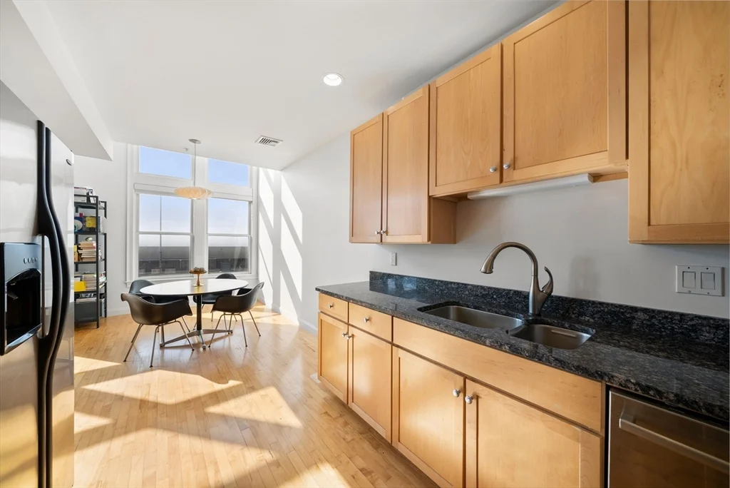1 bed, 1 bath apartment for rent at 21 Park St Unit 5, Union Square — photo 5 of 32