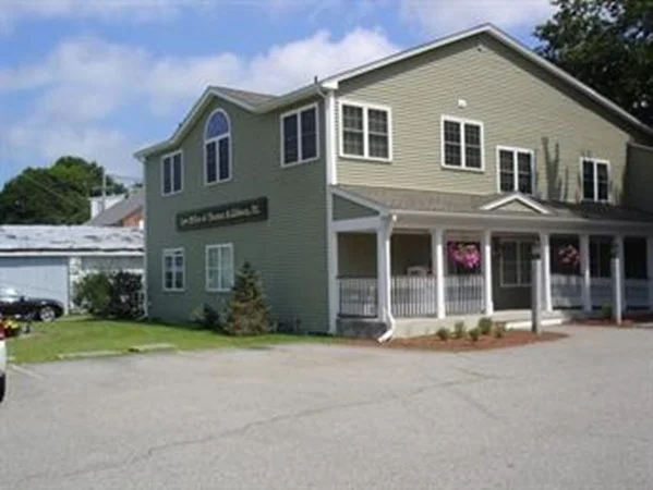 1 bed, 2 bath apartment for rent at 21 Park St Unit B, Ayer