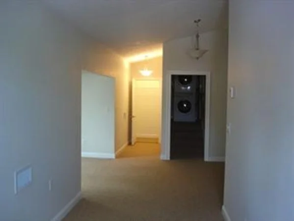 1 bed, 2 bath apartment for rent at 21 Park St Unit B, Ayer — photo 4 of 8