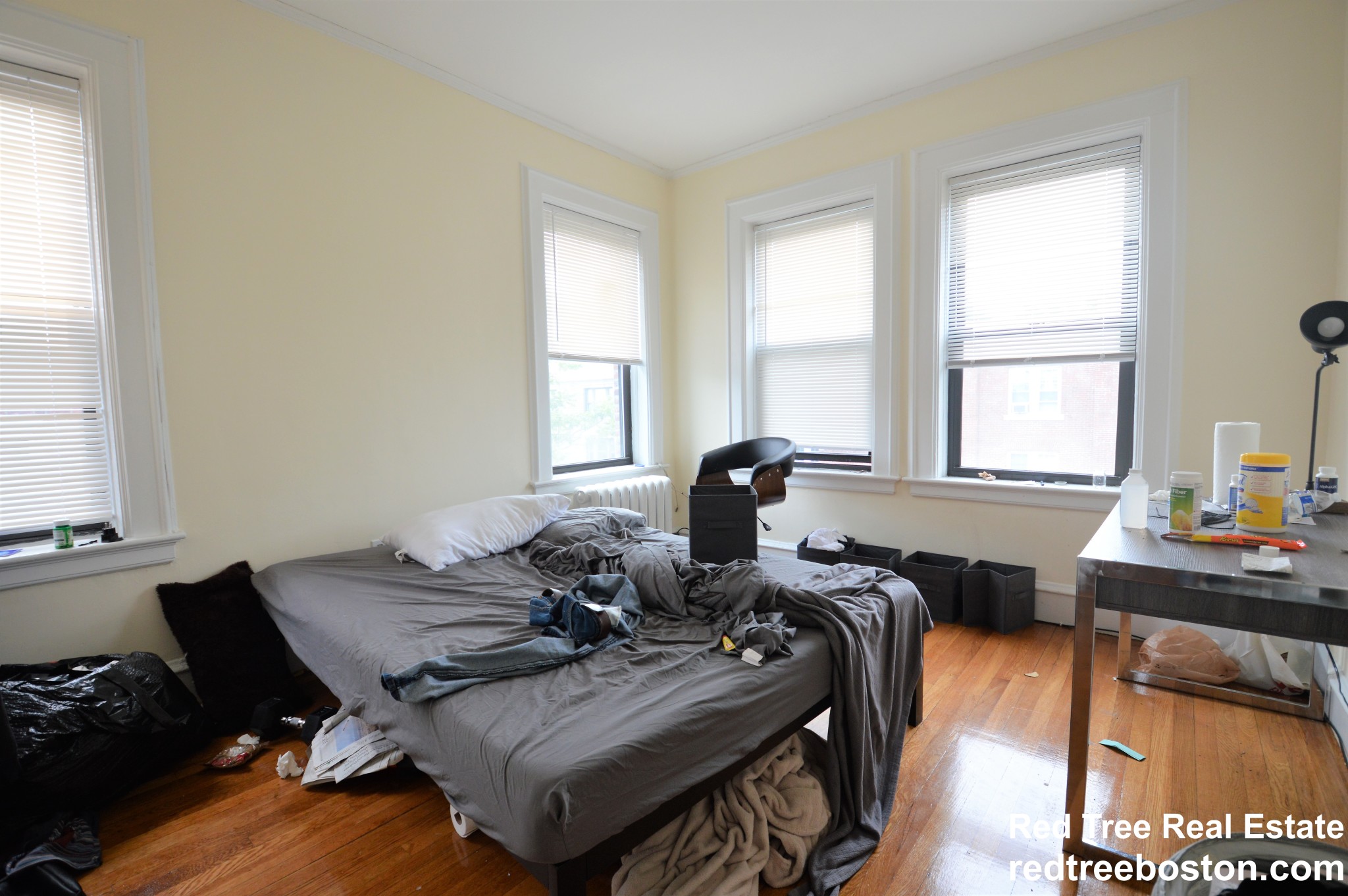 4 bed, 2 bath apartment for rent at 21 Park Vale Ave Unit 11, Allston — photo 18 of 24