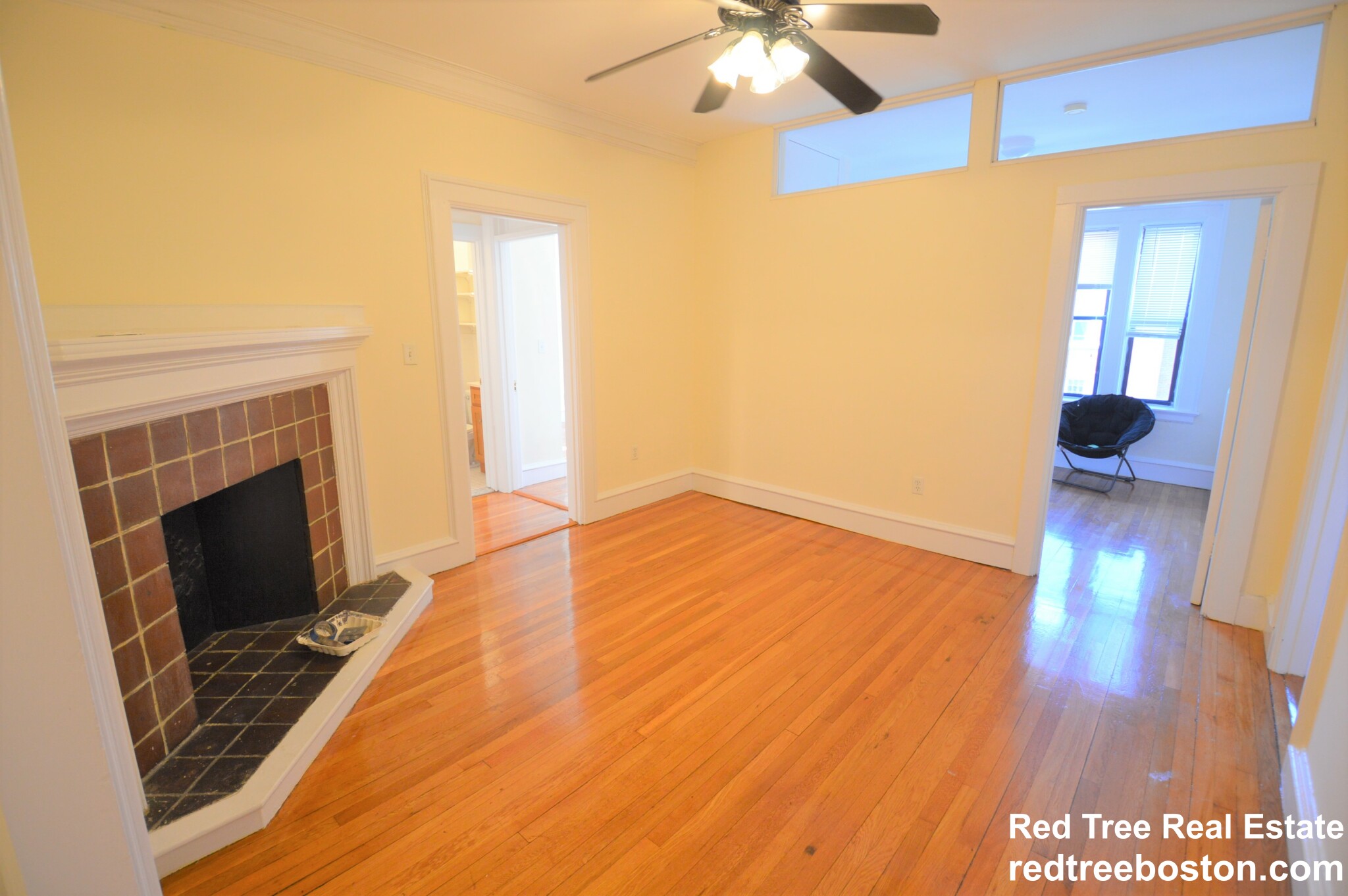 4 bed, 2 bath apartment for rent at 21 Park Vale Ave Unit 11, Allston — photo 3 of 24