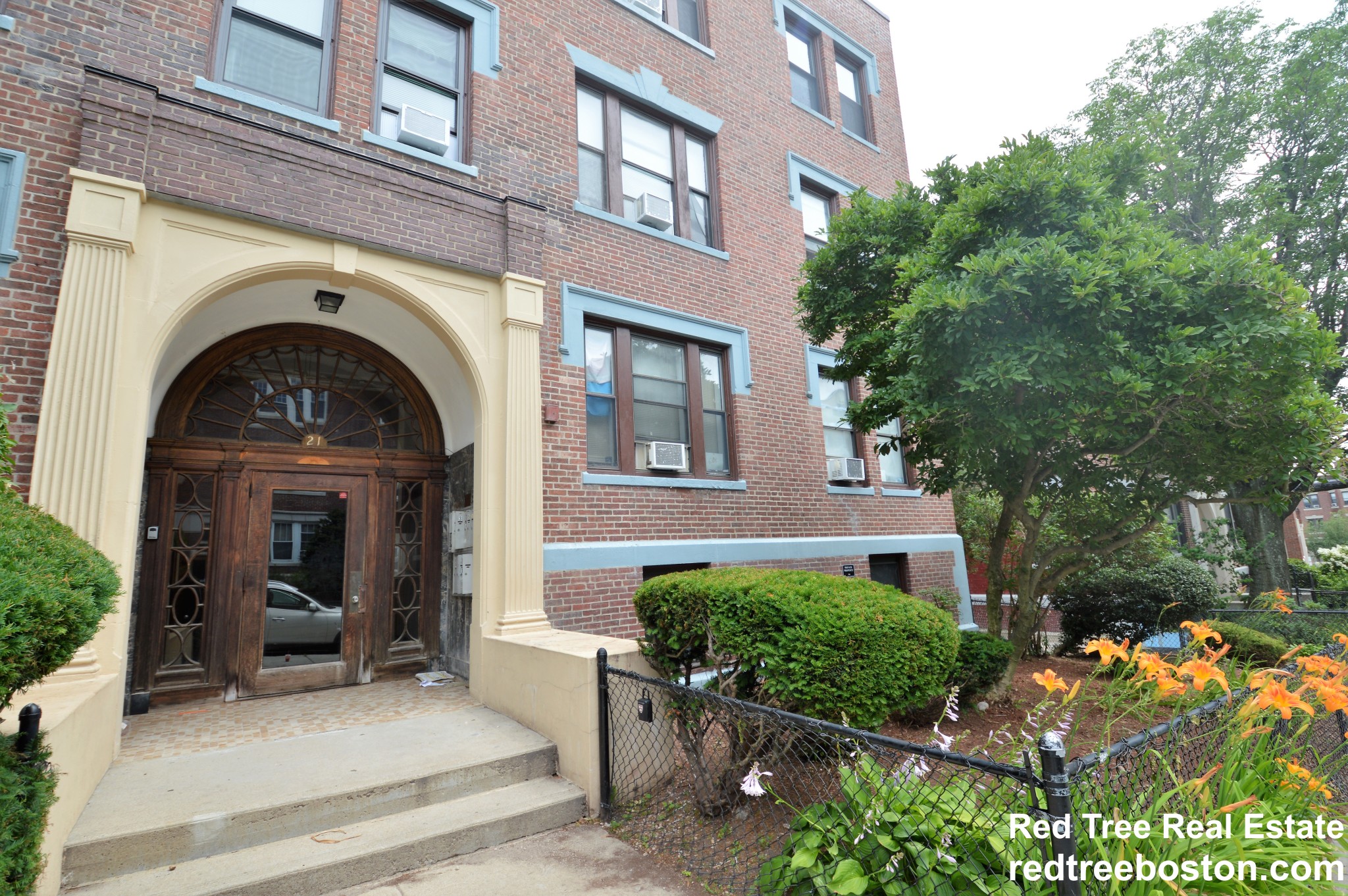 4 bed, 2 bath apartment for rent at 21 Park Vale Ave Unit 11, Allston — photo 24 of 24