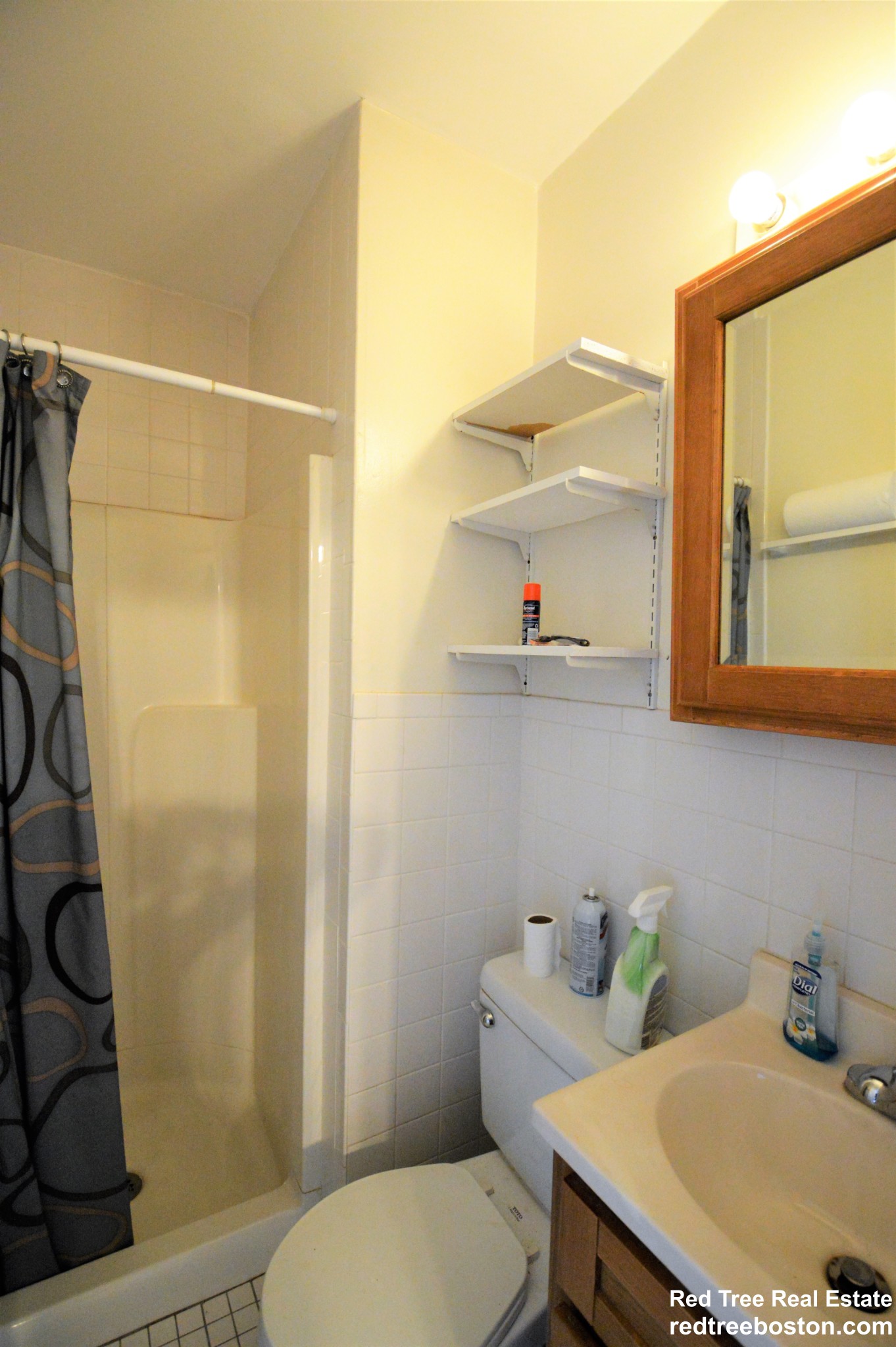 4 bed, 2 bath apartment for rent at 21 Park Vale Ave Unit 11, Allston — photo 16 of 24