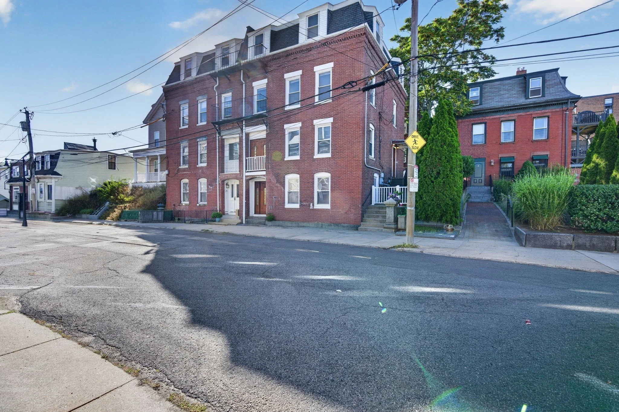 6 bed, 3 bath apartment for rent at 21 Parker St Unit 0, Charlestown
