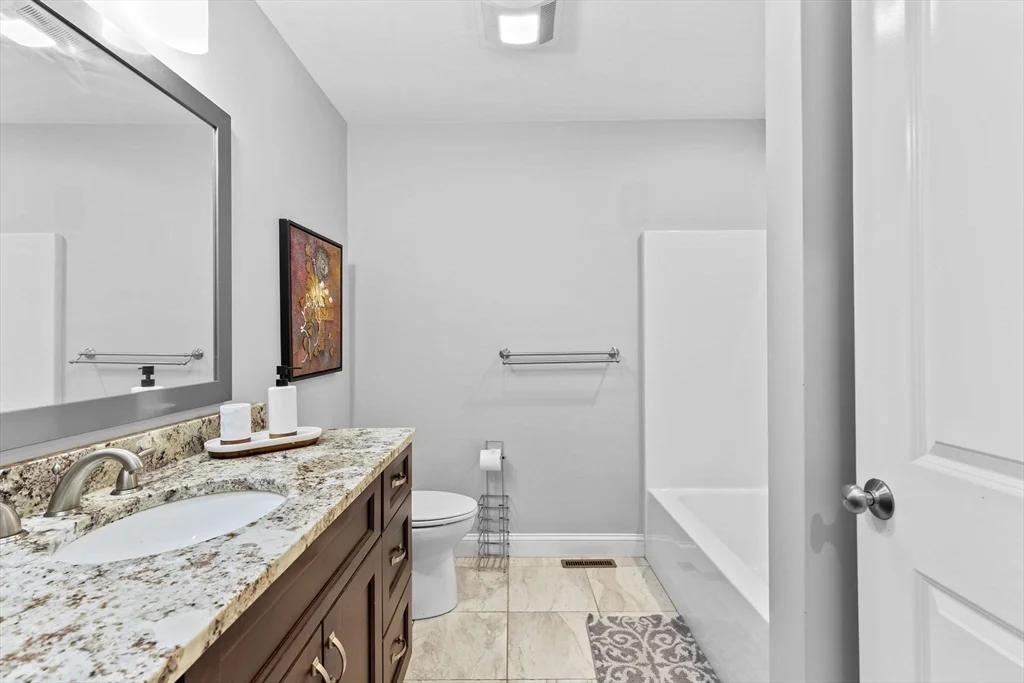 3 bed, 2 bath apartment for rent at 21 Pasture Brook Rd, Attleboro — photo 13 of 24