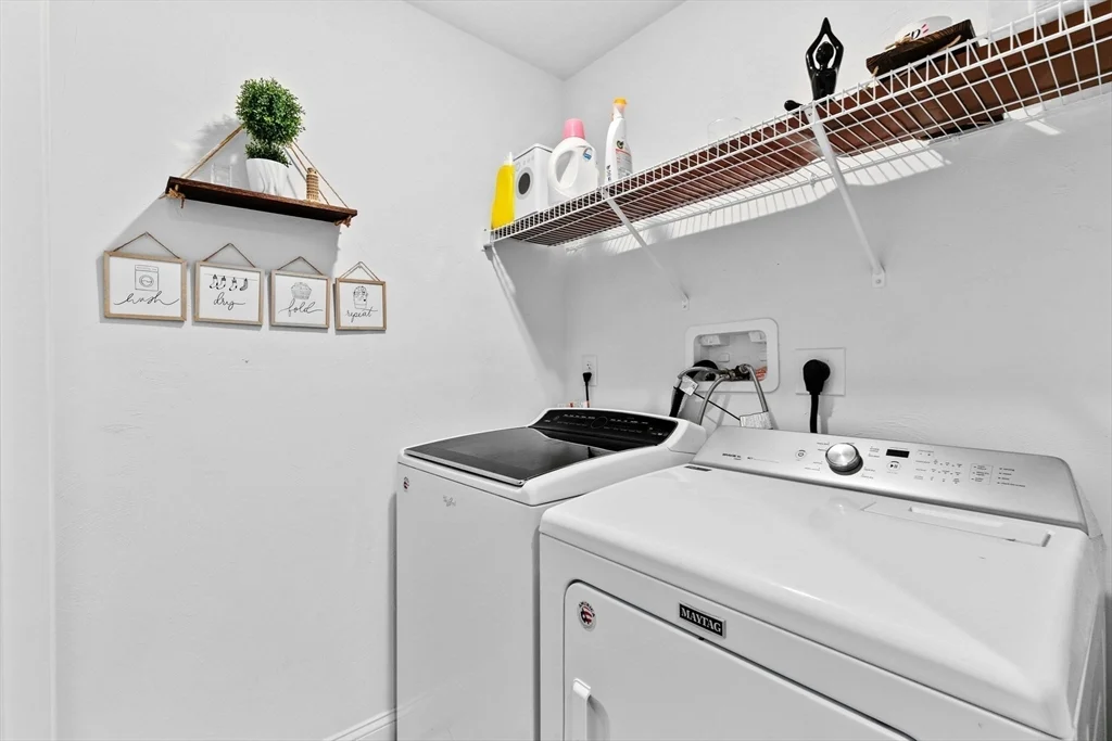 3 bed, 2 bath apartment for rent at 21 Pasture Brook Rd, Attleboro — photo 16 of 24