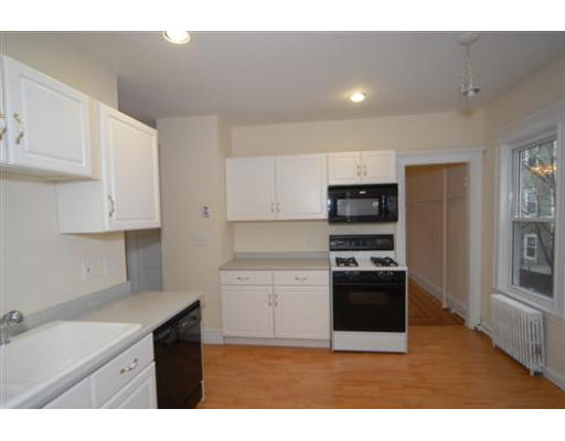 4 bed, 2 bath apartment for rent at 21 Peabody St Unit 2, Newton Corner — photo 5 of 9
