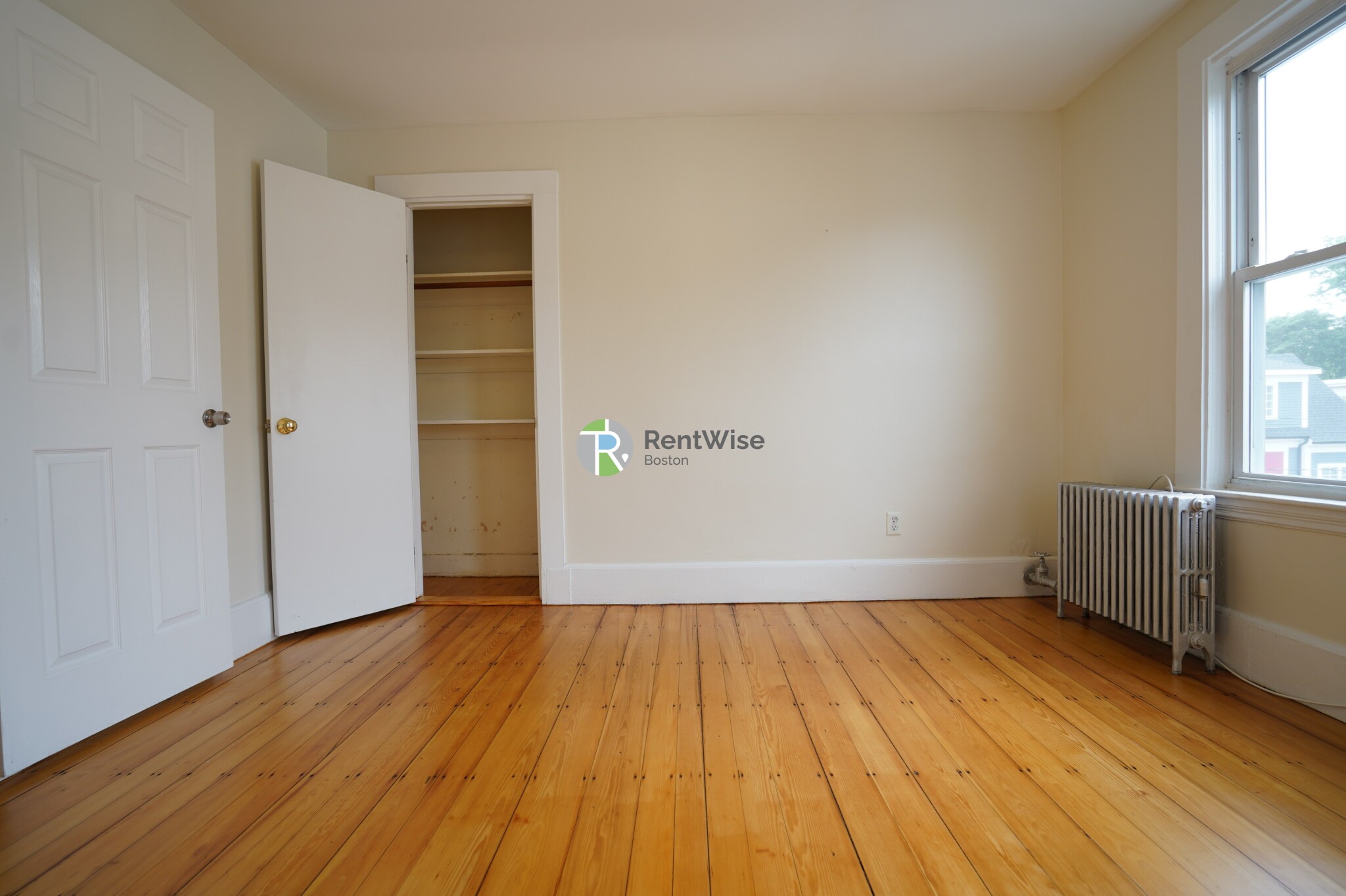3 bed, 1 bath apartment for rent at 21 Plainfield St Unit 3, Jamaica Plain — photo 19 of 31