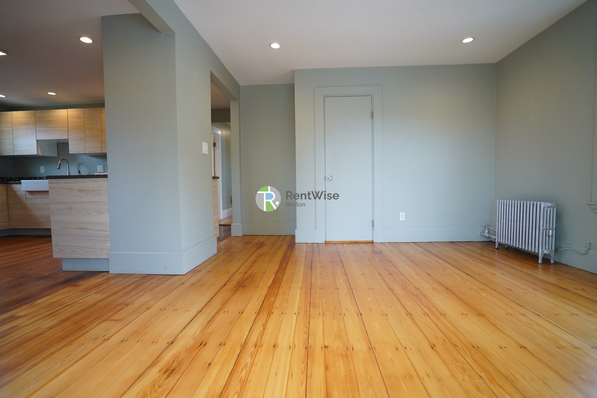 3 bed, 1 bath apartment for rent at 21 Plainfield St Unit 3, Jamaica Plain — photo 15 of 31