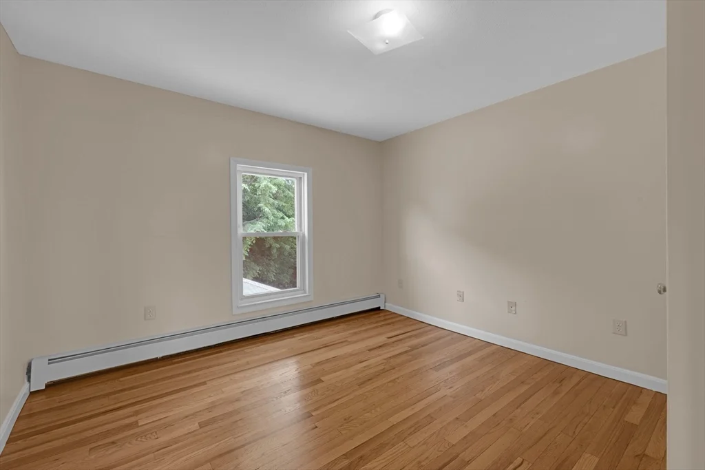 3 bed, 1 bath apartment for rent at 21 Pleasant St Unit 25, Southbridge — photo 7 of 22