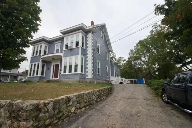 1 bed, 1 bath apartment for rent at 21 Pleasant St Unit B, Merrimac — photo 1 of 11