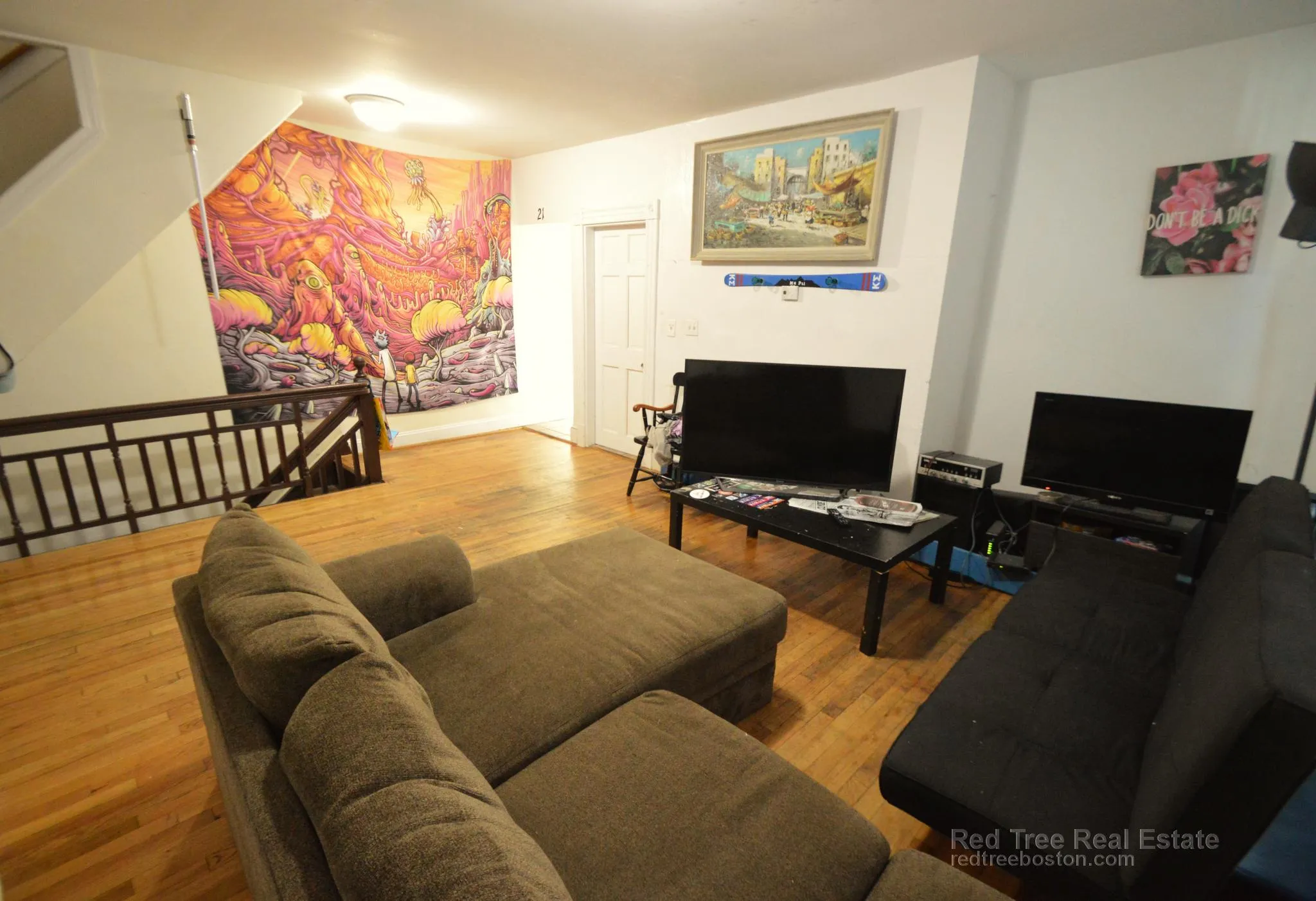 4 bed, 2 bath apartment for rent at 21 Pratt St Unit 2, Allston — photo 4 of 25