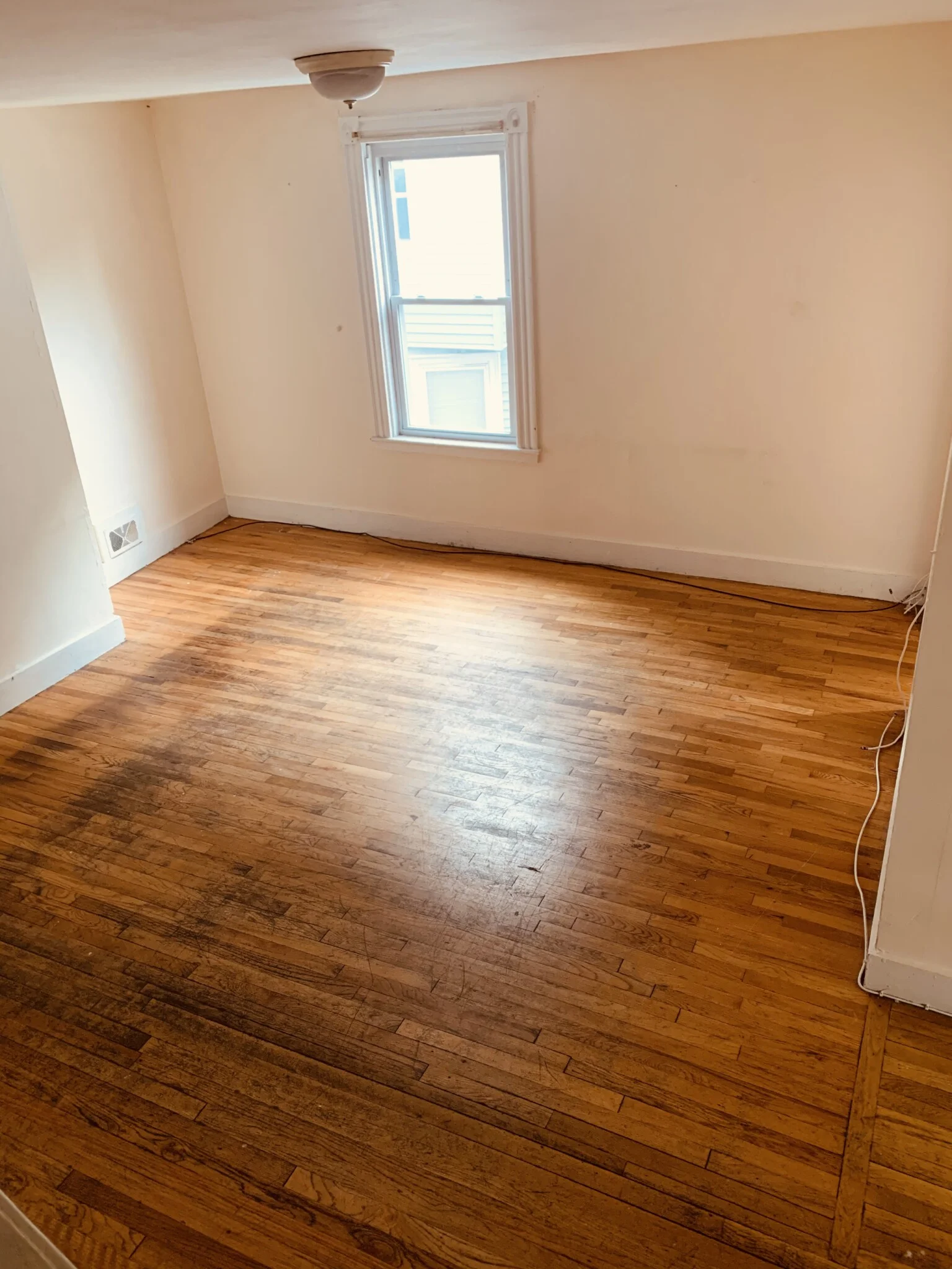 4 bed, 2 bath apartment for rent at 21 Pratt St Unit 2, Allston — photo 24 of 25