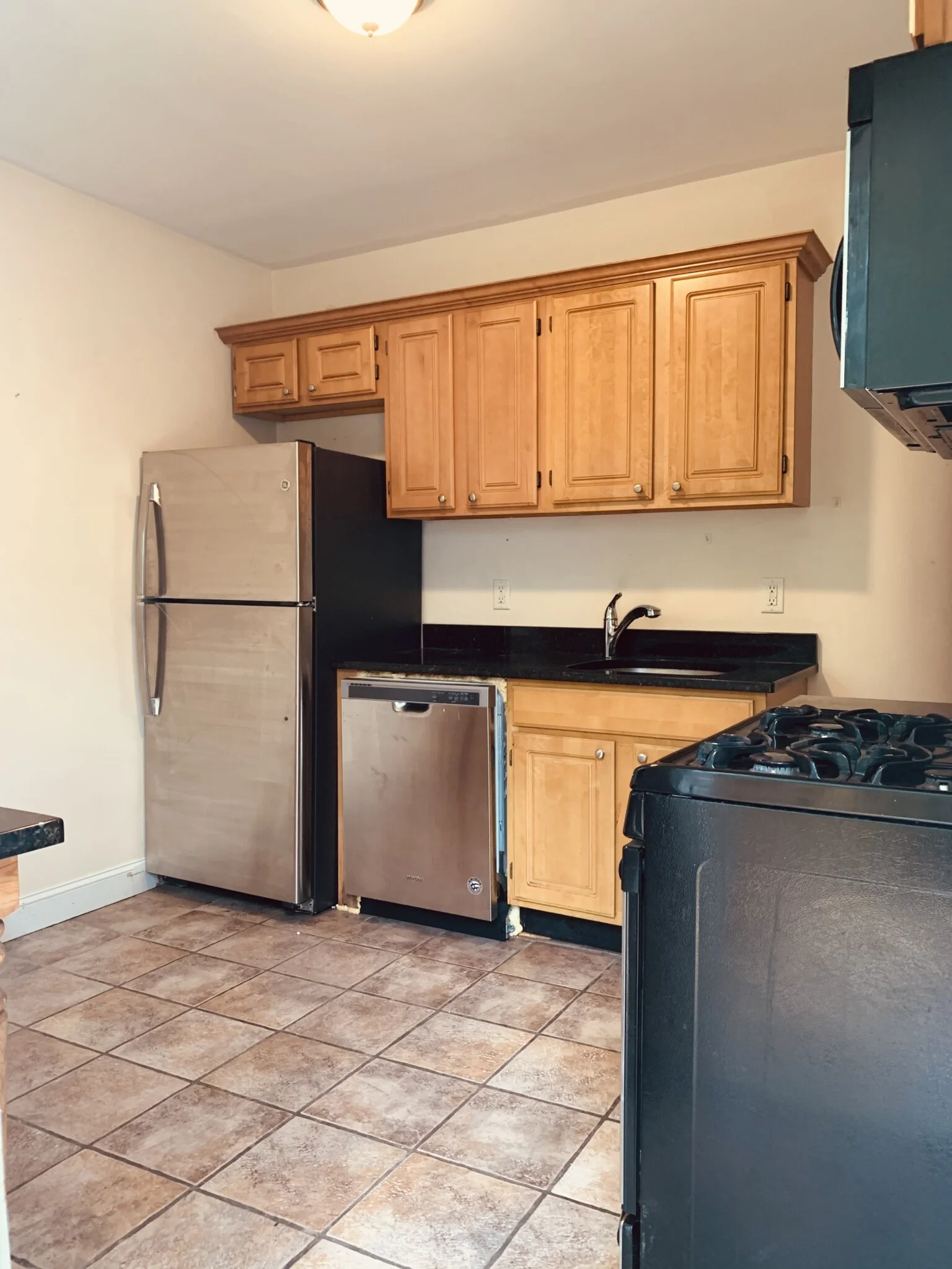 4 bed, 2 bath apartment for rent at 21 Pratt St Unit 2, Allston — photo 25 of 25