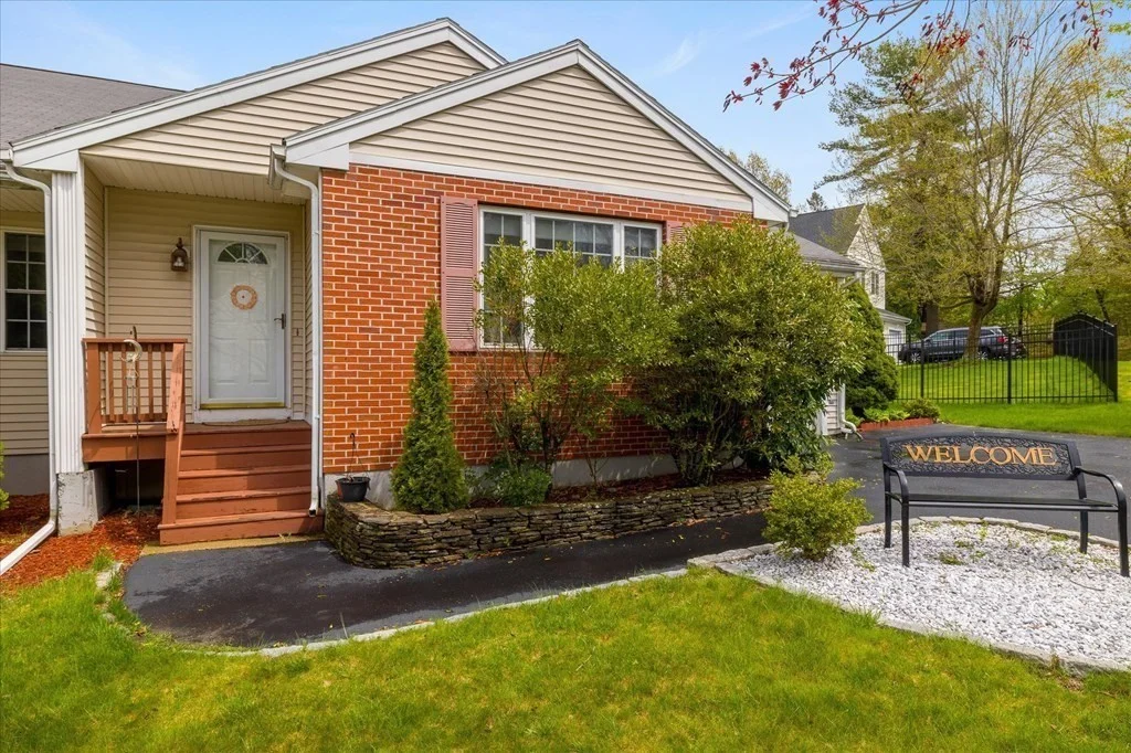 3 bed, 3 bath apartment for rent at 21 Ptarmigan Dr Unit 21, Shrewsbury — photo 1 of 35