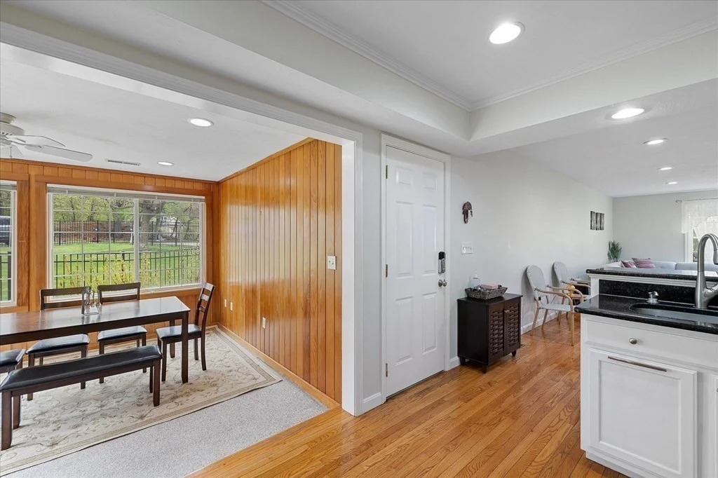 3 bed, 3 bath apartment for rent at 21 Ptarmigan Dr Unit 21, Shrewsbury — photo 11 of 35