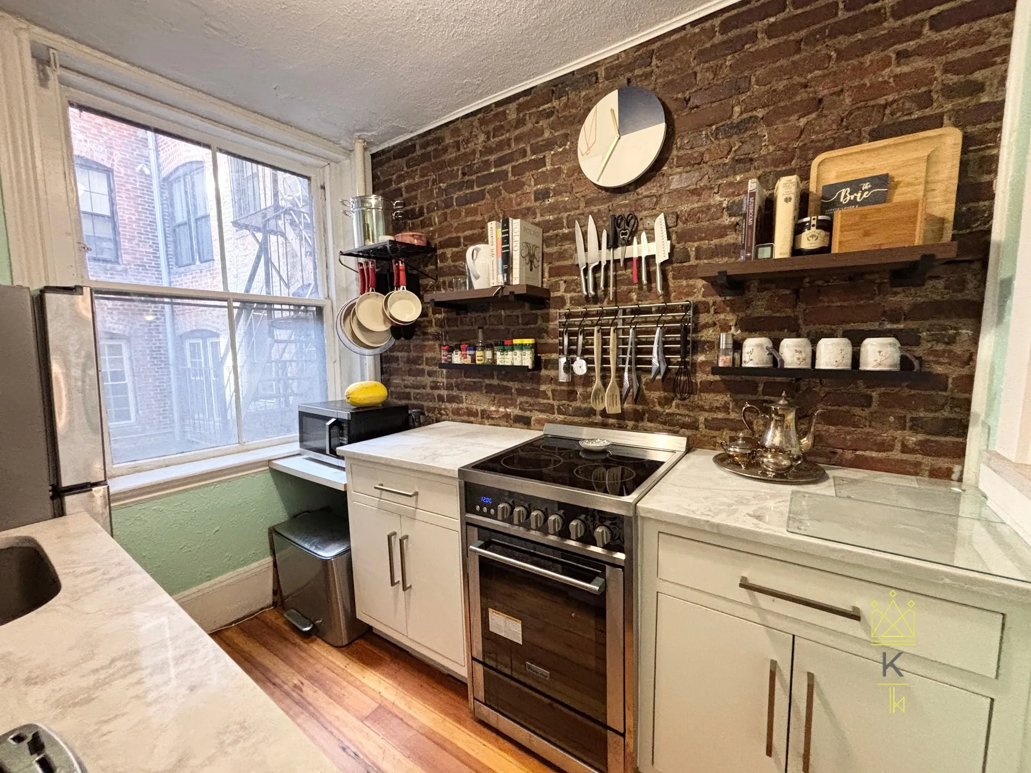 1 bed, 1 bath apartment for rent at 21 Revere St Unit 1, Beacon Hill