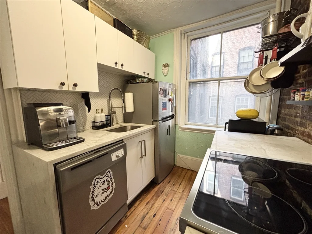 1 bed, 1 bath apartment for rent at 21 Revere St Unit 1, Beacon Hill — photo 3 of 9