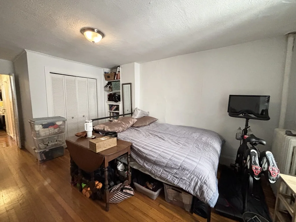 1 bed, 1 bath apartment for rent at 21 Revere St Unit 1, Beacon Hill — photo 7 of 9
