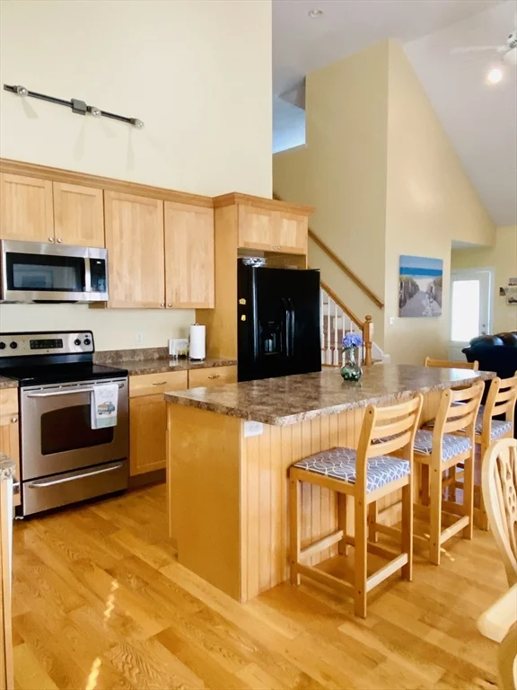 3 bed, 2 bath apartment for rent at 21 Richfield, East Braintree — photo 18 of 28