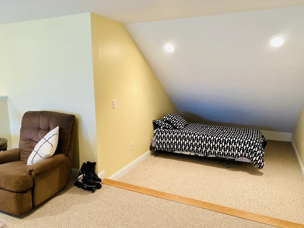3 bed, 2 bath apartment for rent at 21 Richfield, East Braintree — photo 17 of 28