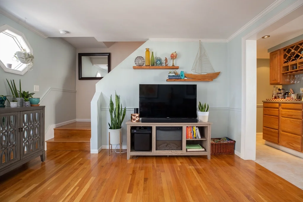 2 bed, 1.5 bath apartment for rent at 21 Rogers St Unit 0, South Boston — photo 3 of 18