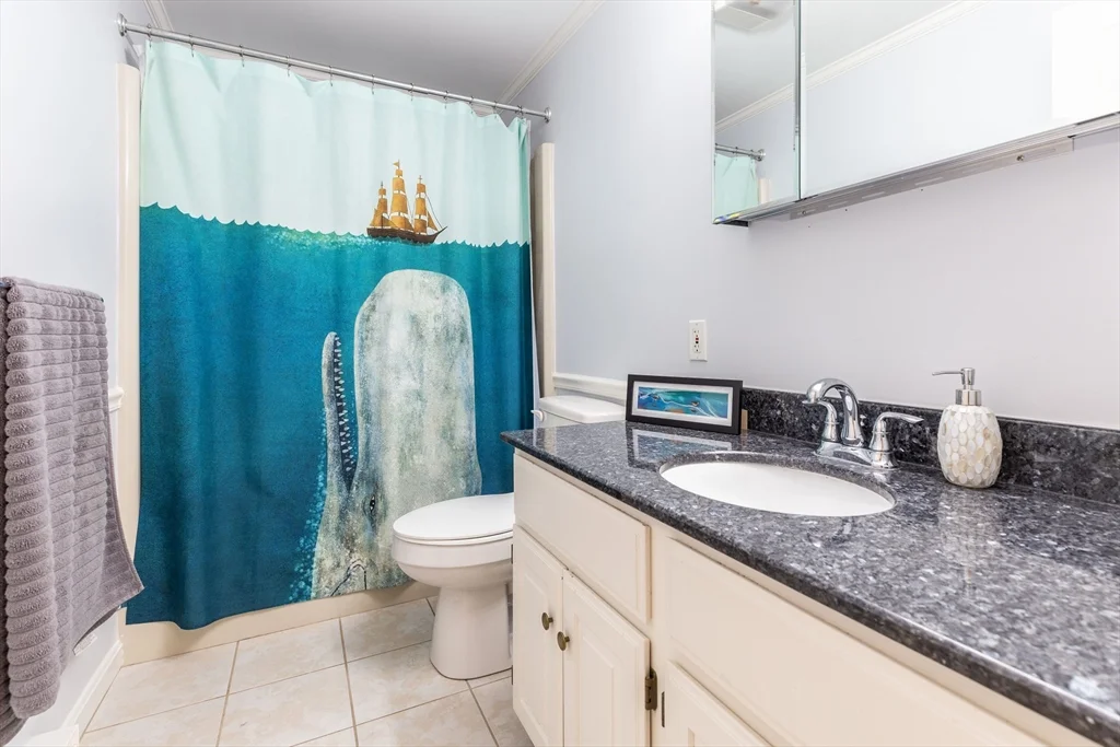 2 bed, 1.5 bath apartment for rent at 21 Rogers St Unit 0, South Boston — photo 9 of 18