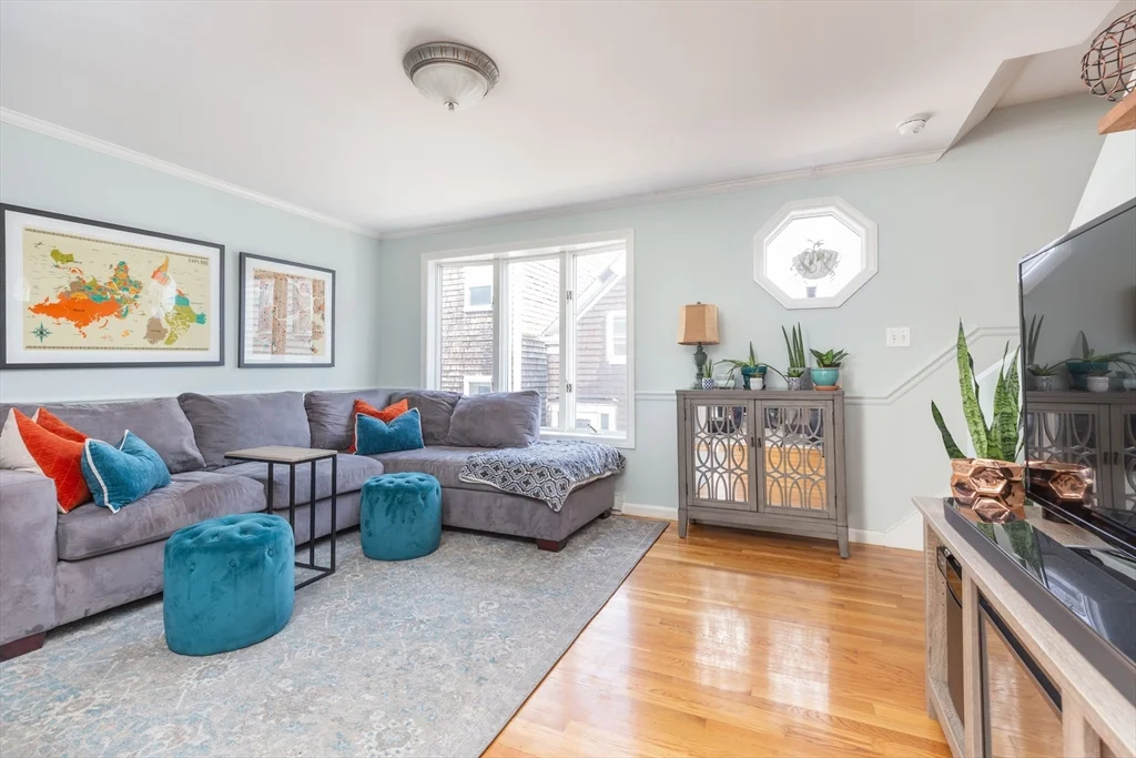 2 bed, 1.5 bath apartment for rent at 21 Rogers St Unit 0, South Boston