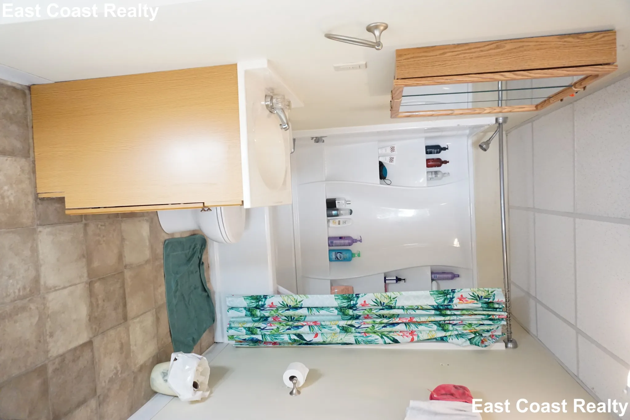 4 bed, 2 bath apartment for rent at 21 Roseclair St Unit 2, Dorchester — photo 39 of 47