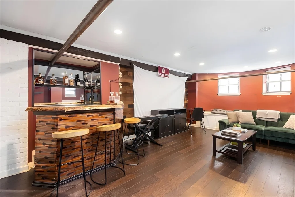 5 bed, 2 bath apartment for rent at 21 Royal St Unit 1, Allston — photo 2 of 17