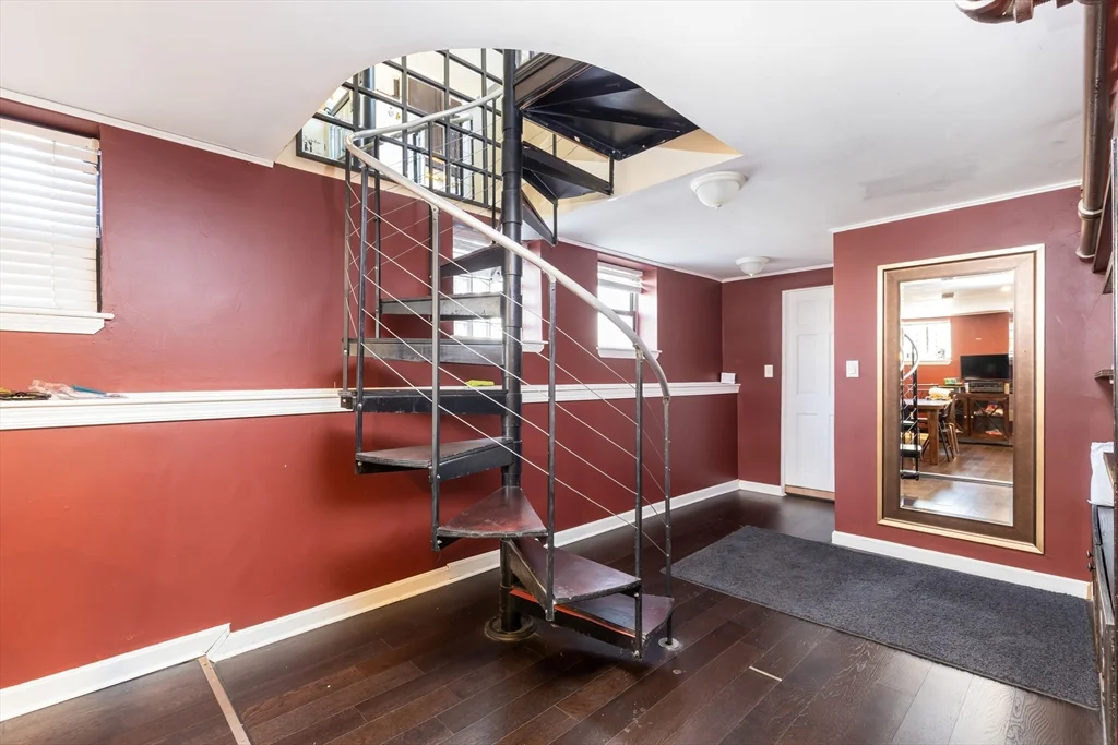 5 bed, 2 bath apartment for rent at 21 Royal St Unit 1, Allston — photo 16 of 17