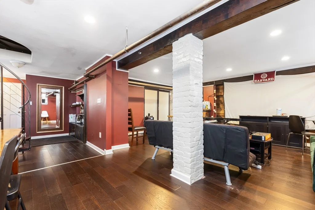 5 bed, 2 bath apartment for rent at 21 Royal St Unit 1, Allston — photo 17 of 17