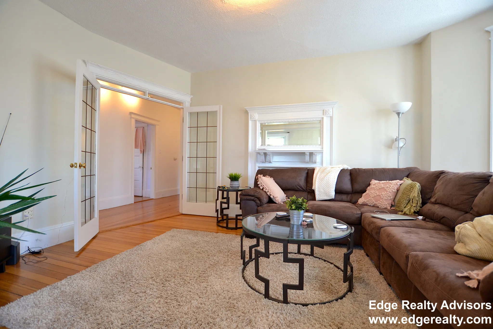 3 bed, 1.5 bath apartment for rent at 21 Royal St Unit 7, Allston — photo 1 of 12