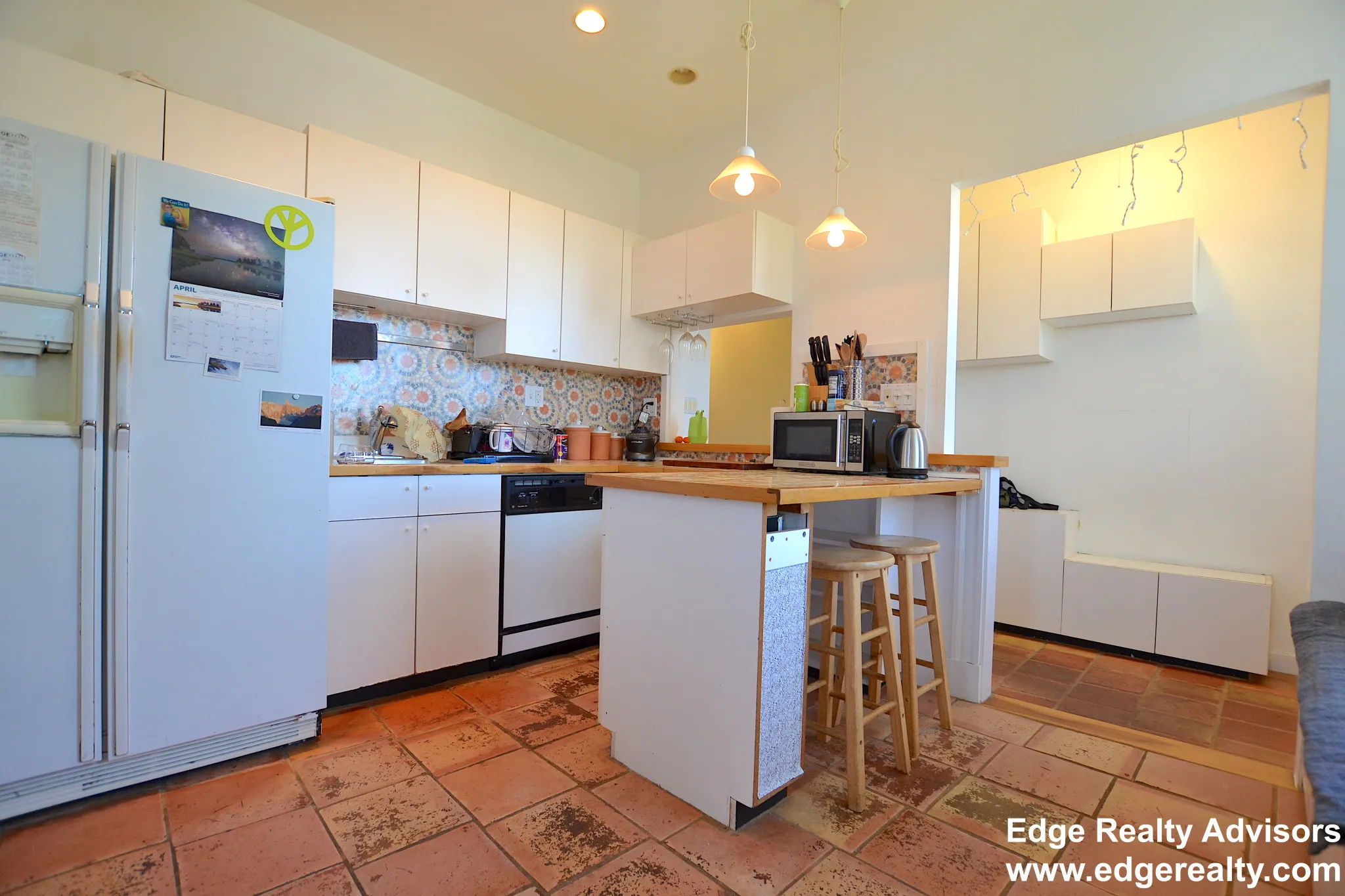 3 bed, 1.5 bath apartment for rent at 21 Royal St Unit 7, Allston — photo 5 of 12