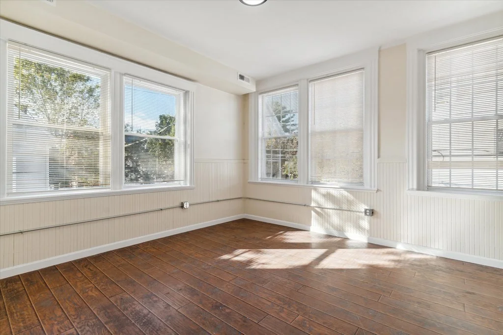 4 bed, 2 bath apartment for rent at 21 Salem St Unit 21A, Salem — photo 10 of 10