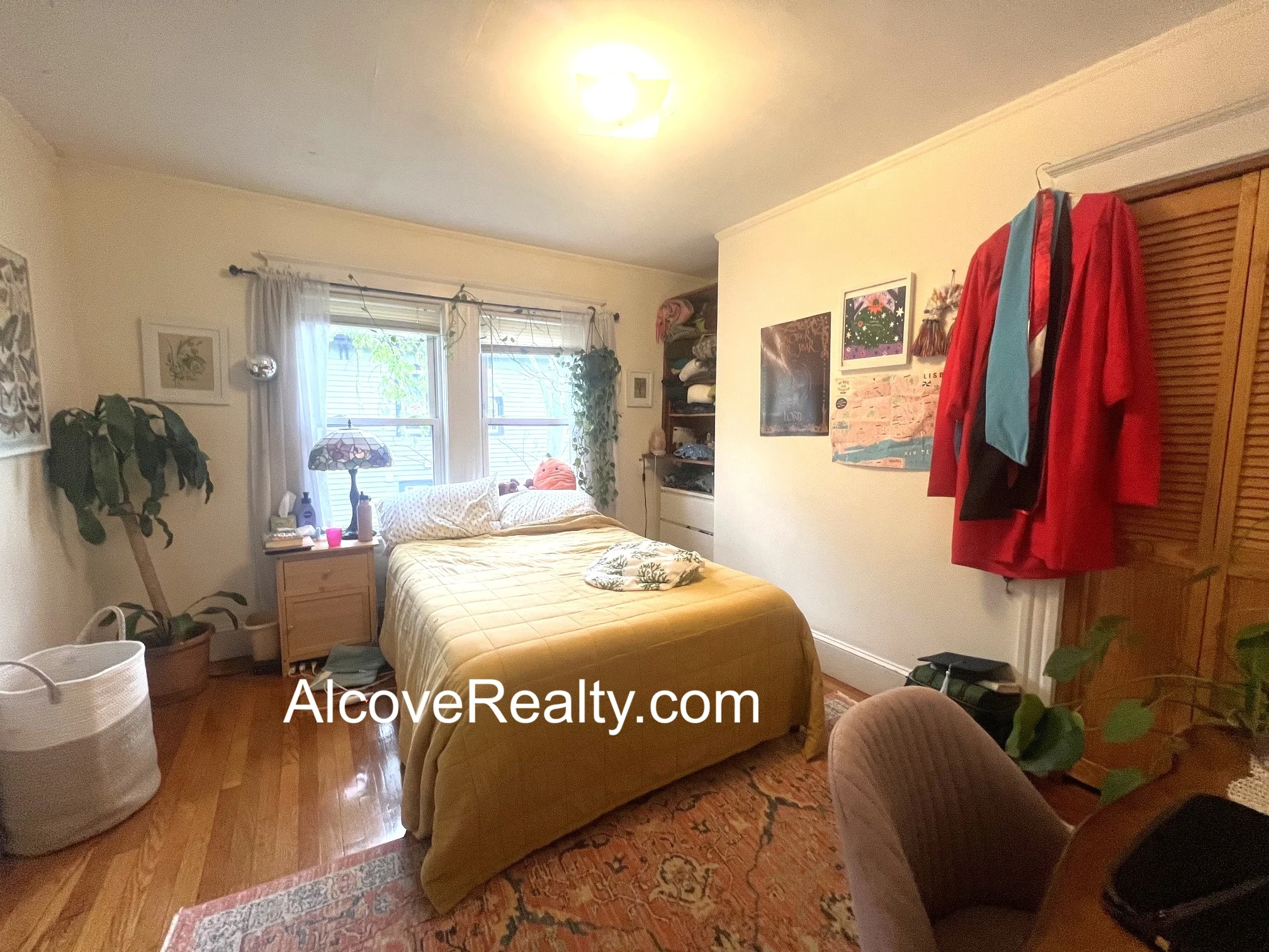 3 bed, 1 bath apartment for rent at 21 Sartwell Ave Unit 2, Spring Hill — photo 5 of 19