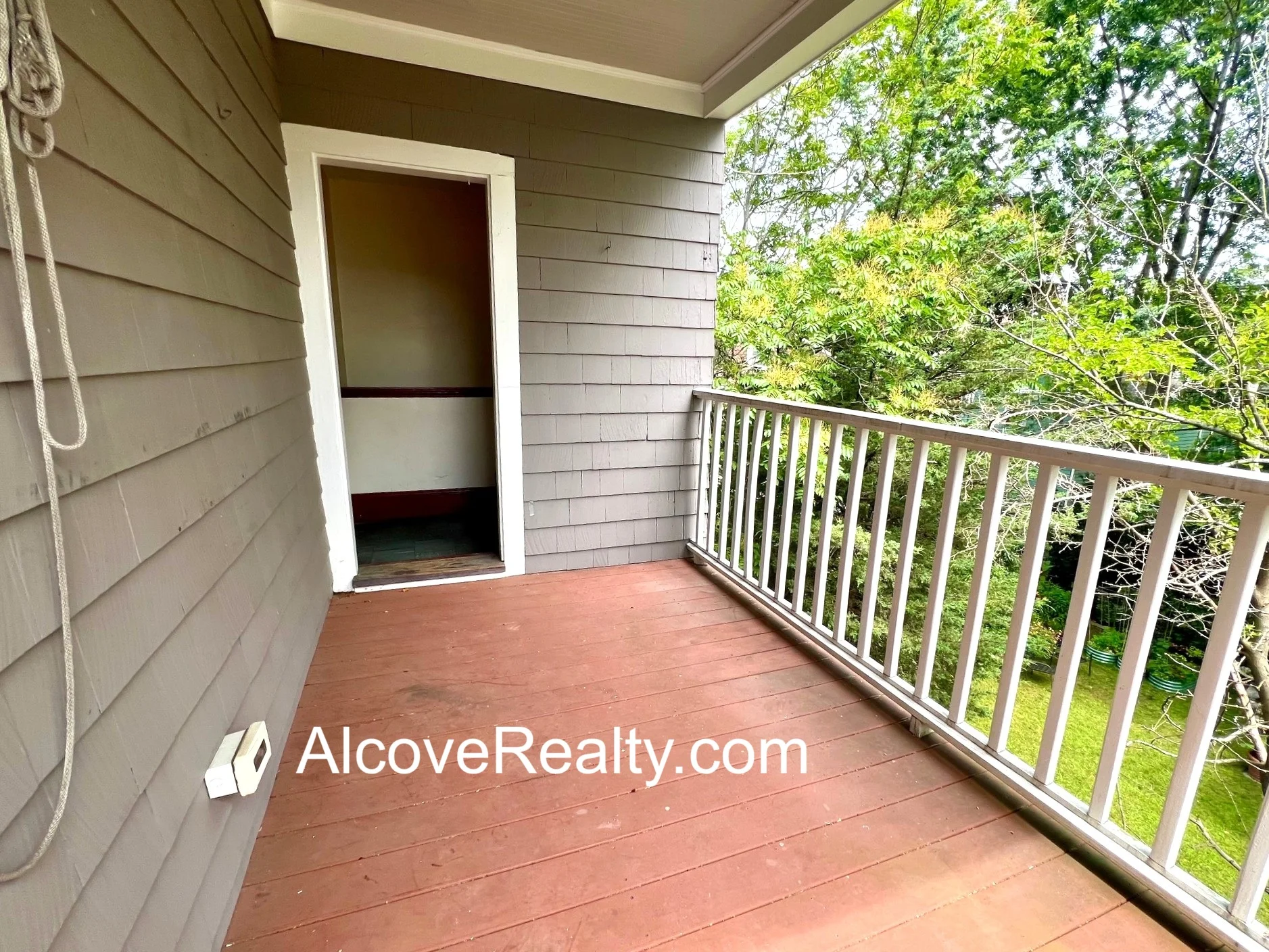 3 bed, 1 bath apartment for rent at 21 Sartwell Ave Unit 2, Spring Hill — photo 15 of 19