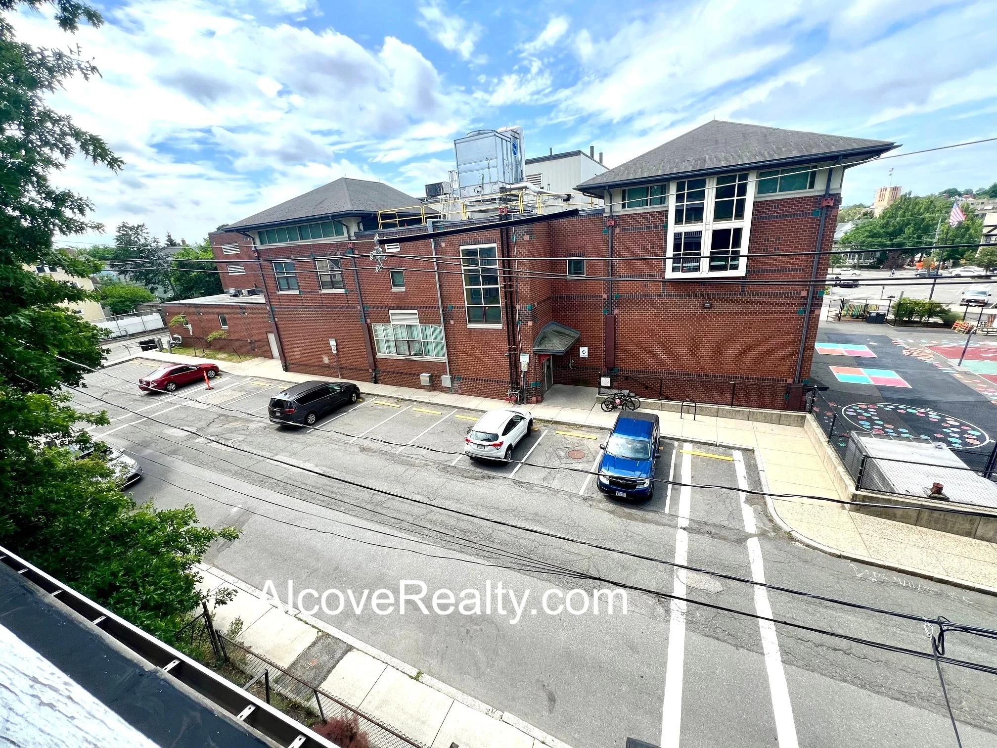 3 bed, 1 bath apartment for rent at 21 Sartwell Ave Unit 2, Spring Hill — photo 16 of 19
