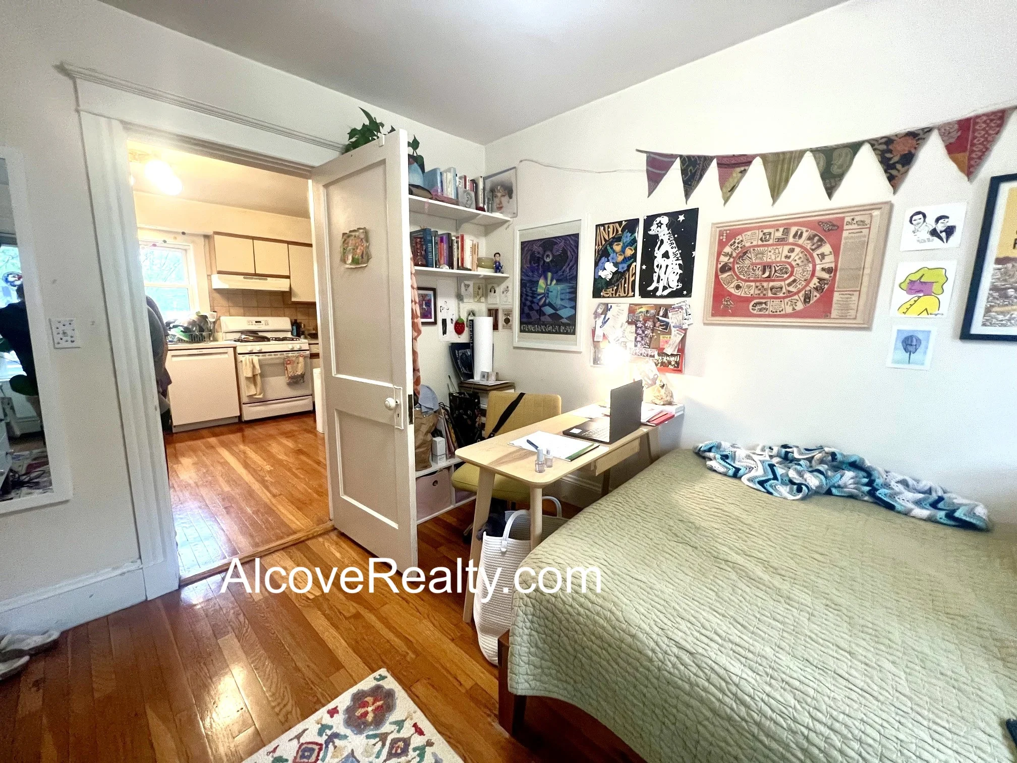 3 bed, 1 bath apartment for rent at 21 Sartwell Ave Unit 2, Spring Hill — photo 8 of 19
