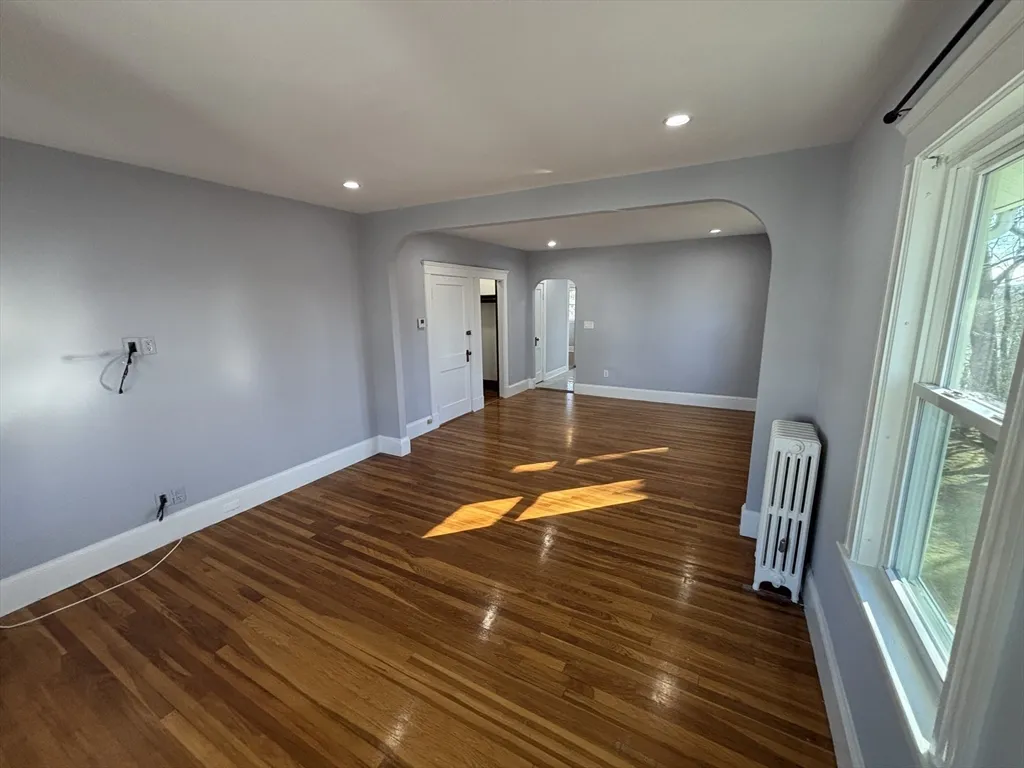2 bed, 1 bath apartment for rent at 21 Savin Ave Unit 2, Norwood — photo 7 of 15