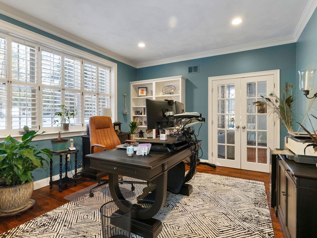 5 bed, 4+ bath apartment for rent at 21 Schaffner, Dover — photo 13 of 36