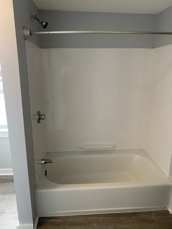 3 bed, 1 bath apartment for rent at 21 School St Unit 3, Beverly — photo 9 of 16