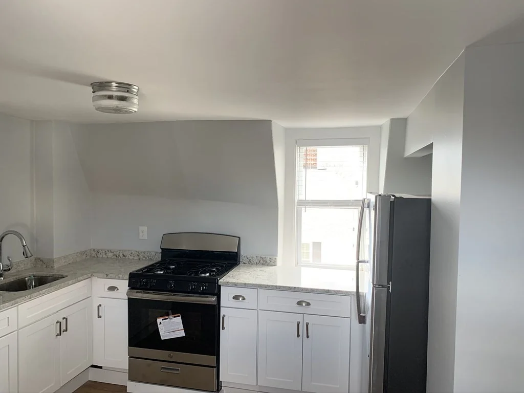 3 bed, 1 bath apartment for rent at 21 School St Unit 3, Beverly — photo 6 of 16