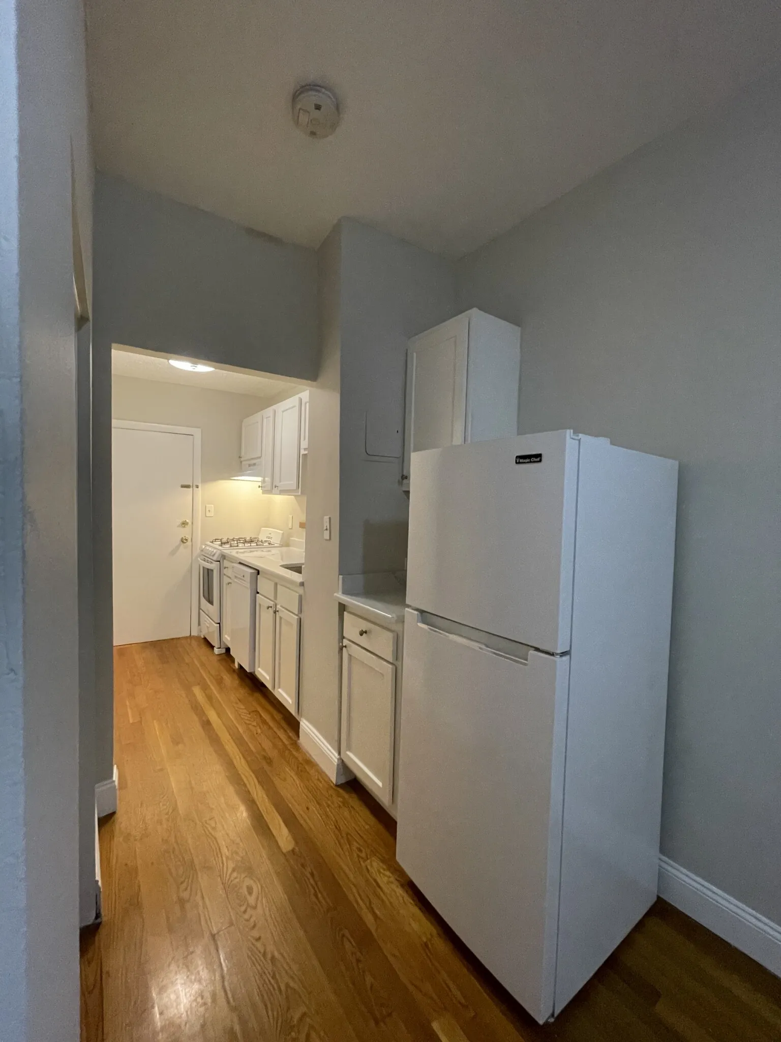 1 bed, 1 bath apartment for rent at 21 Sheafe St Unit 1, North End — photo 2 of 9
